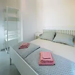 Pod Dubem Vesela