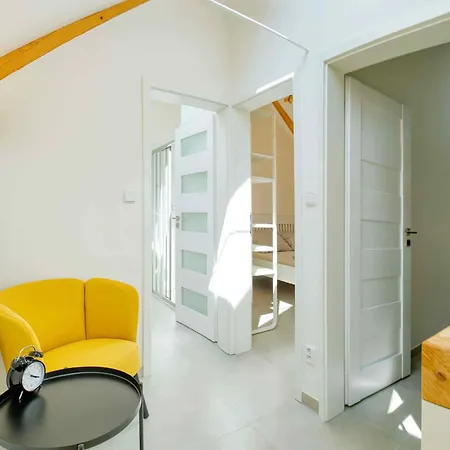 Pod Dubem Apartment Vesela