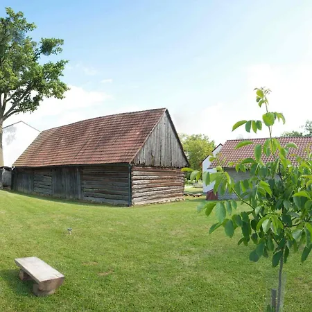 Pod Dubem דירה Vesela