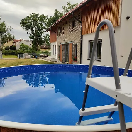 Apartment Pod Dubem Vesela